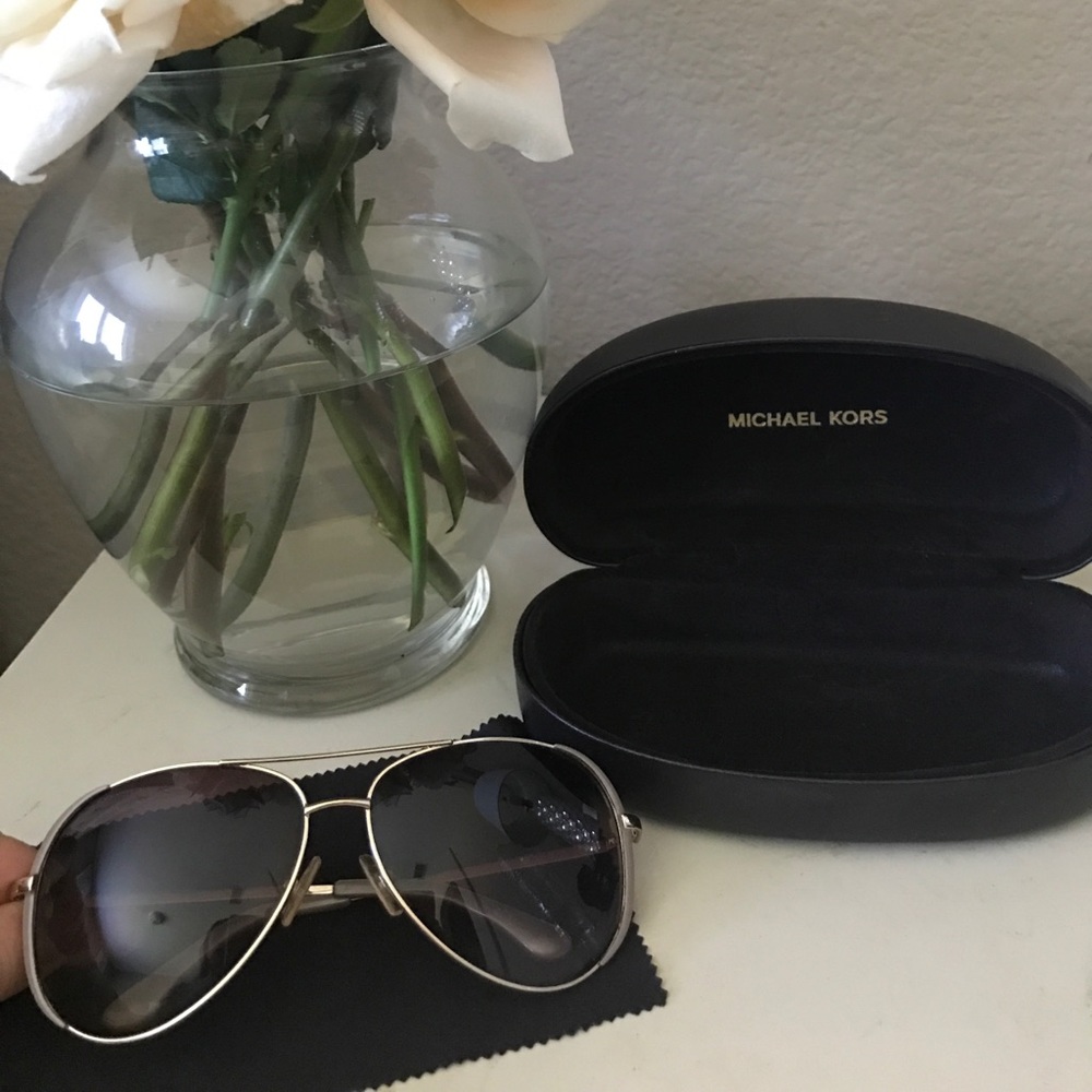 Michael Kors aviator sunglasses⭐️